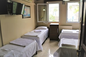 Standard Quadruple Room | Free WiFi