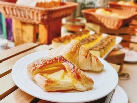 Se ofrece un desayuno bufé (78 CNY por persona)