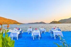 Breakfast, lunch and dinner served - Anfora Hotel (Marmaris)