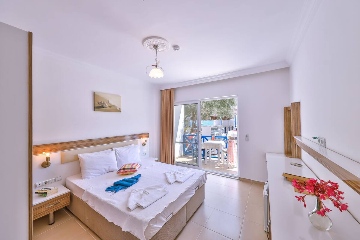 Deluxe Double Room, Sea View, Ground Floor