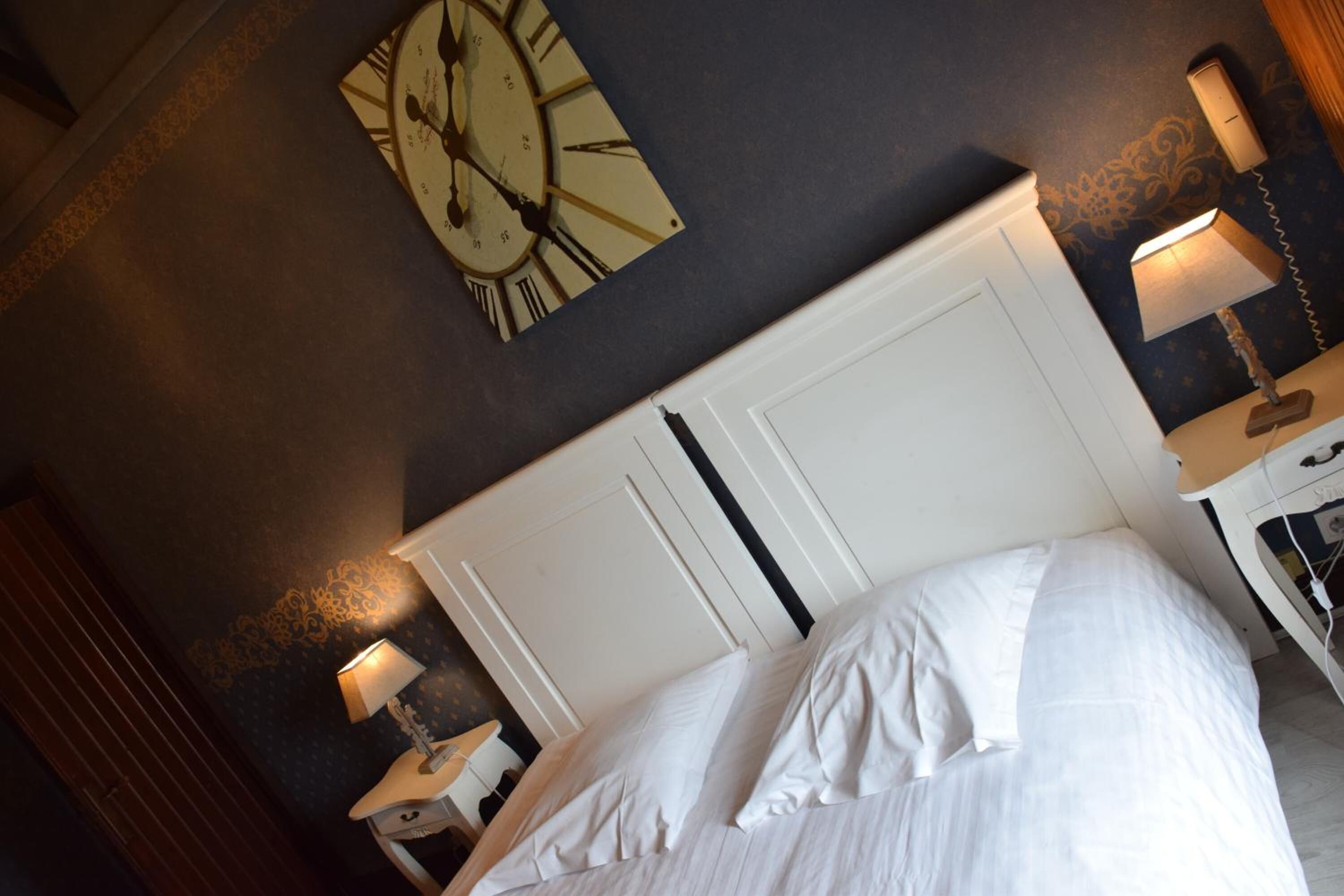 premium bedding, individually decorated, individually furnished, desk