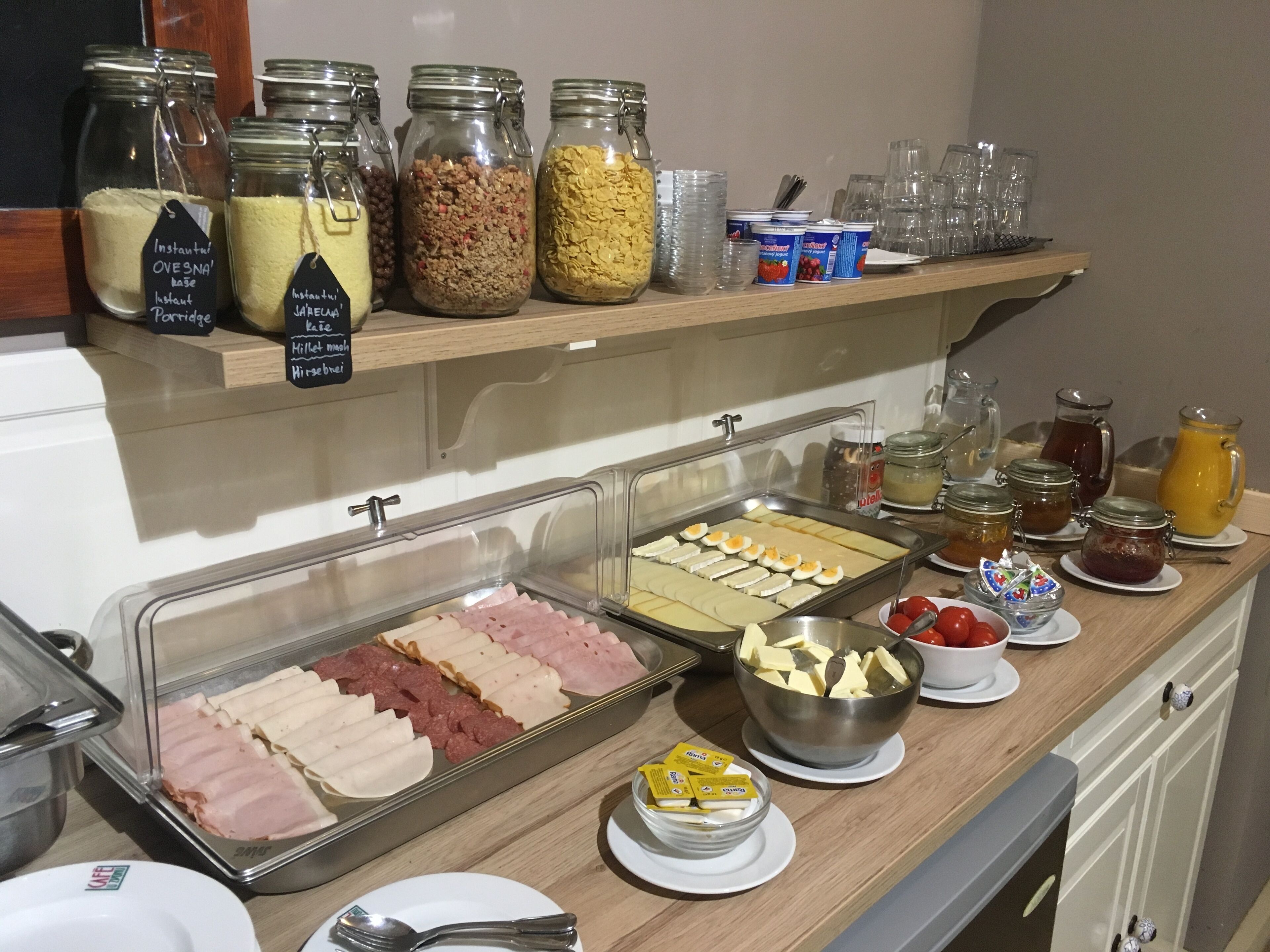 daily buffet breakfast (eur 4 per person)