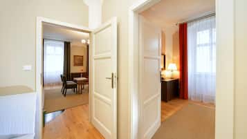 Suite | Minibar, in-room safe, desk, blackout curtains