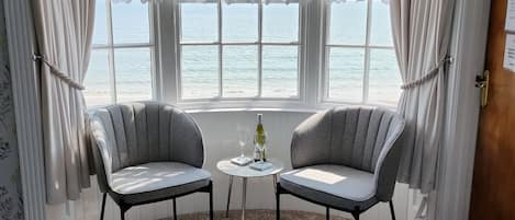 Doppia Standard, vista mare | Ferro/asse da stiro, Wi-Fi gratuito