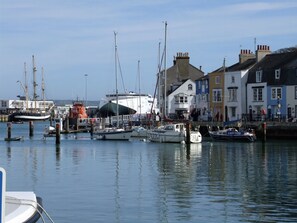 Boating - Lichfield House (Weymouth)