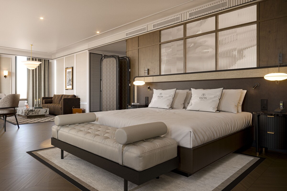 Roupas de cama premium, frigobar, cofres nos quartos, cortinas blackout