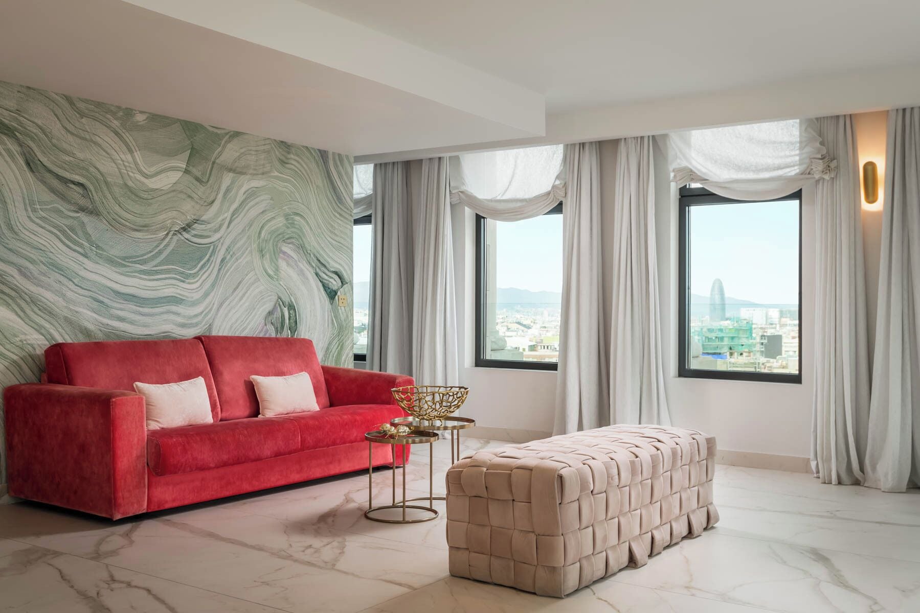 39-inch plasma tv with cable channels, tv, ipod dock