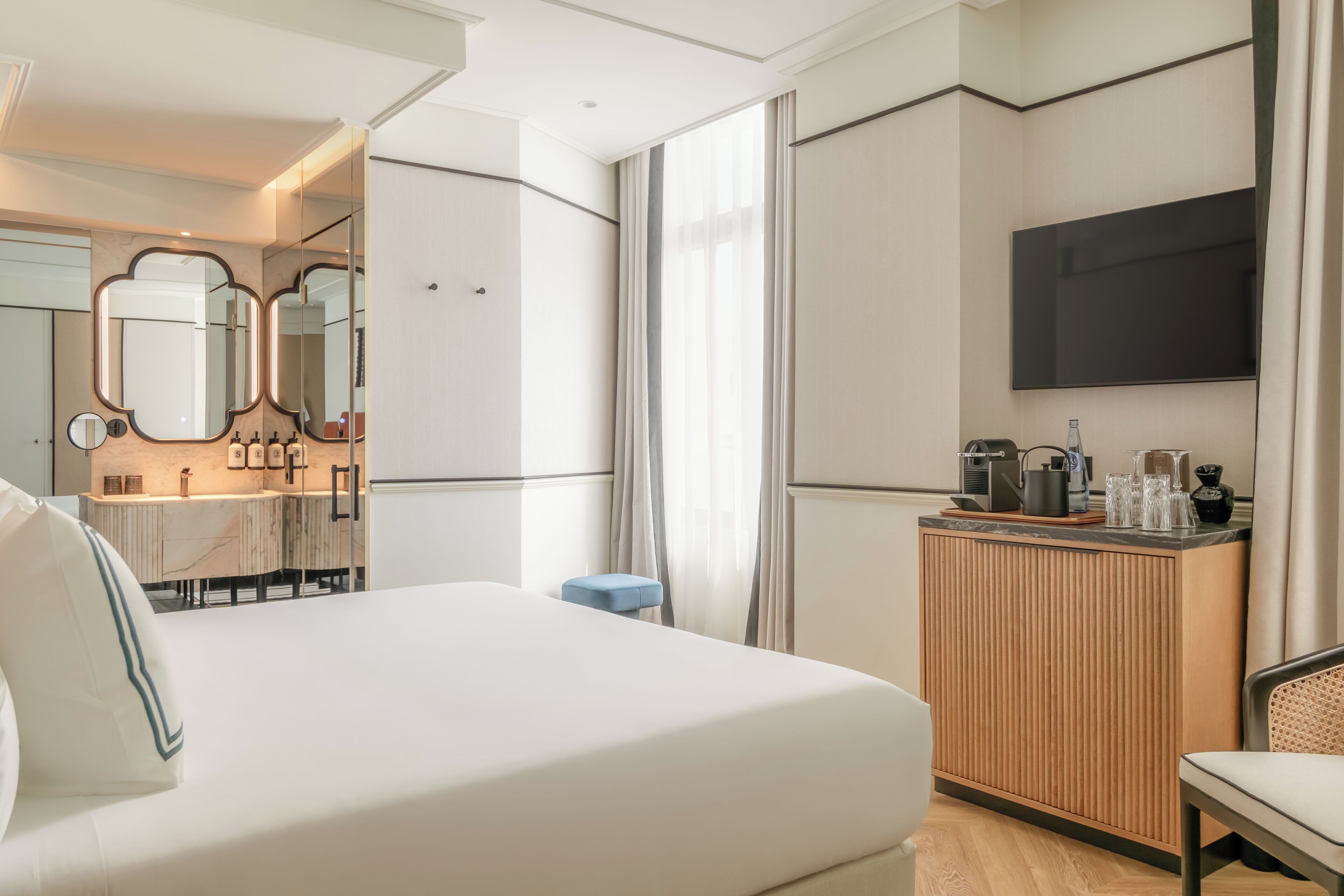 Premium bedding, minibar, in-room safe, blackout drapes