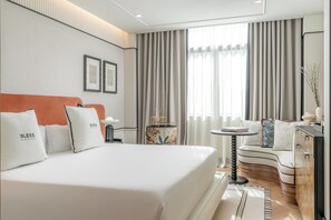 Premium bedding, minibar, in-room safe, individually decorated - Bless Hotel Barcelona (Barcelona)
