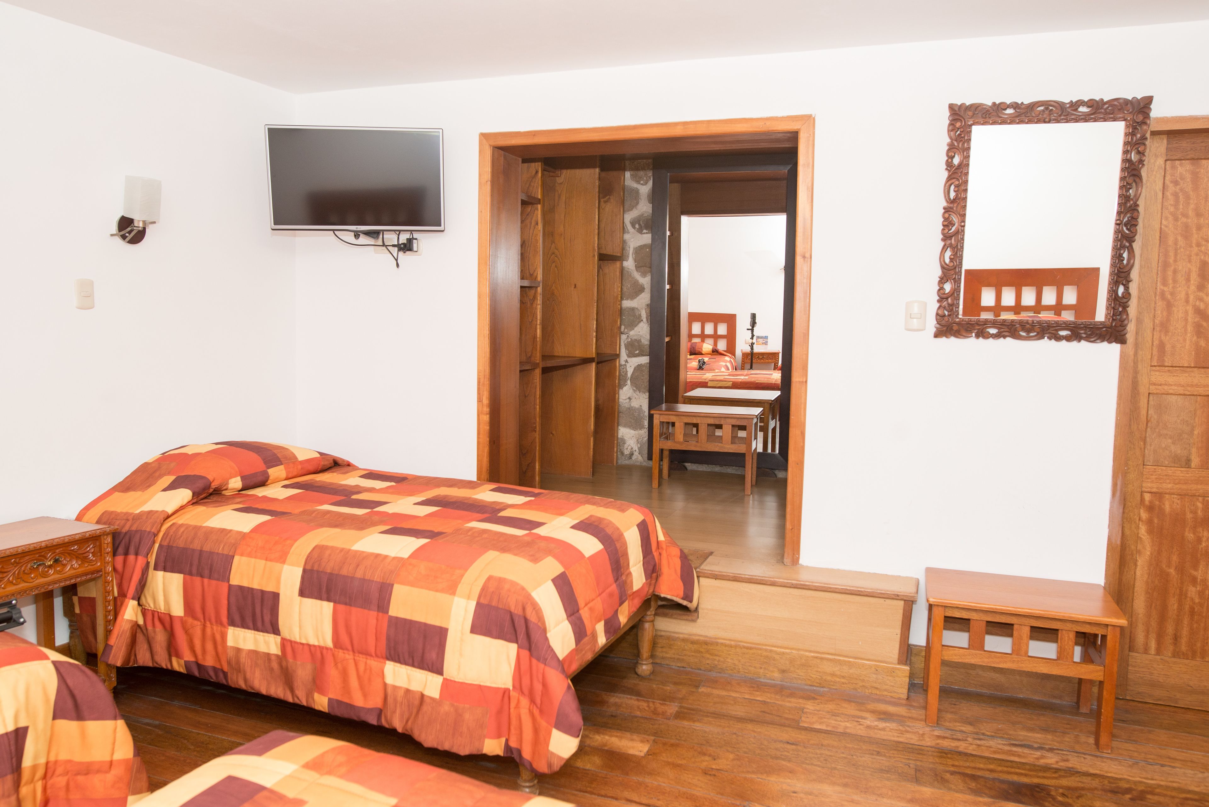 Photo - Amaru Colonial