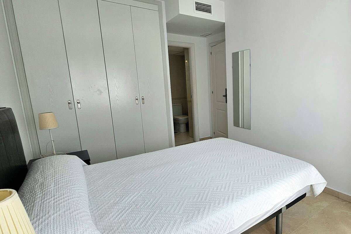Apartment, 1 Bedroom, Private Bathroom | Free WiFi, bed sheets, wheelchair access