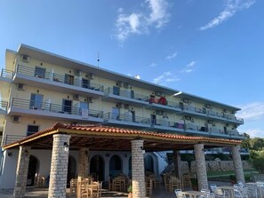 Exterior - De la Plage (Pylos-Nestoras)