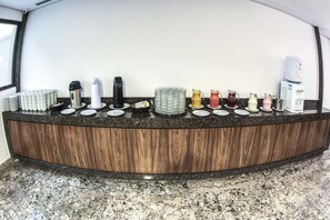 Dagelijks ontbijtbuffet inbegrepen