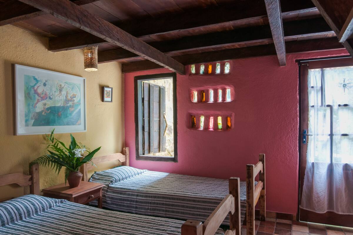 Habitación (Quintuplo) | Minibar, wifi gratis y ropa de cama