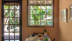In-room dining - Ytororô O som das águas (Paraty)