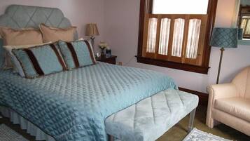 Main Street Suite | 2 bedrooms, Frette Italian sheets, premium bedding, Tempur-Pedic beds