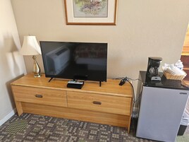 Standard Double Room, 2 Queen Beds | Free WiFi