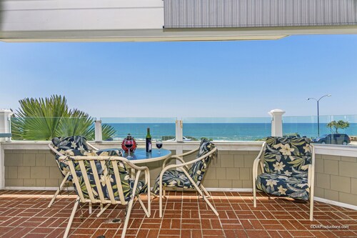 Ocean Front Condominium Unobstructed Ocean Views!