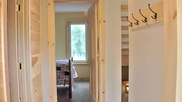 4 多间卧室、熨斗/熨衣板、免费 WiFi、床单