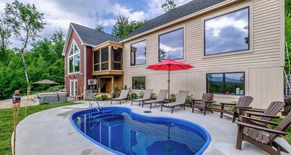 NEW - Sleeps 16, Views, Pool, Hot Tub, Theater