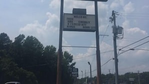 Property grounds - California Inn (Petersburg)