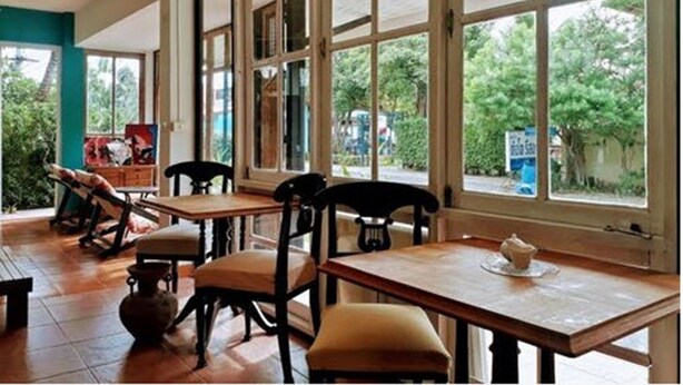 Breakfast, lunch and dinner served  - Rak Na Suan Pueng Resort (Suan Phueng)