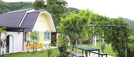 Esterni