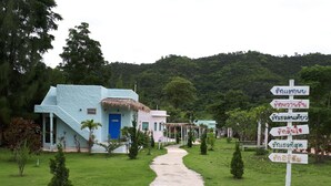 Villa - Rak Na Suan Pueng Resort (Suan Phueng)