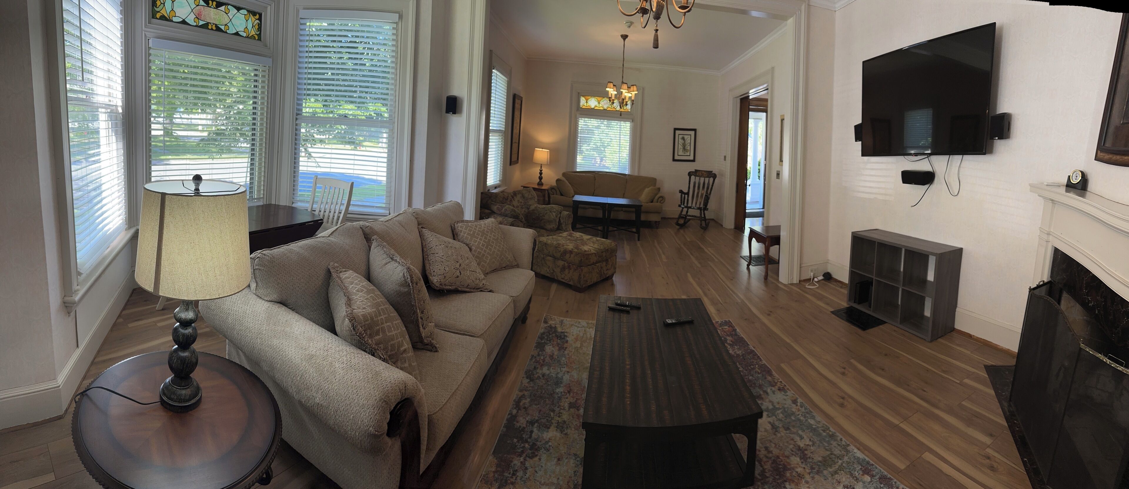 Smart-tv, pejs, bøger