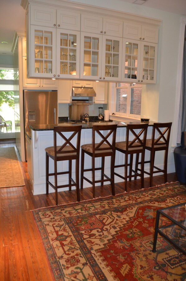 Fridge, microwave, oven, stovetop - Fabulous 1890 Victorian home on Capitol Hill; 100 steps to metro, #1 (Washington)