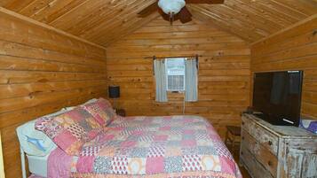 1 bedroom, desk, free WiFi, bed sheets