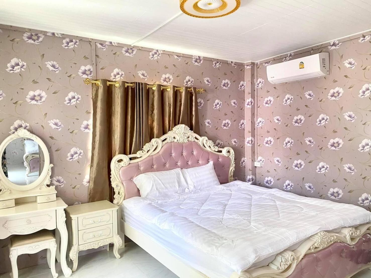 โต๊ะทำงาน, ห้องเก็บเสียง, เตียงเสริม/เปล, Wi-Fi ฟรี