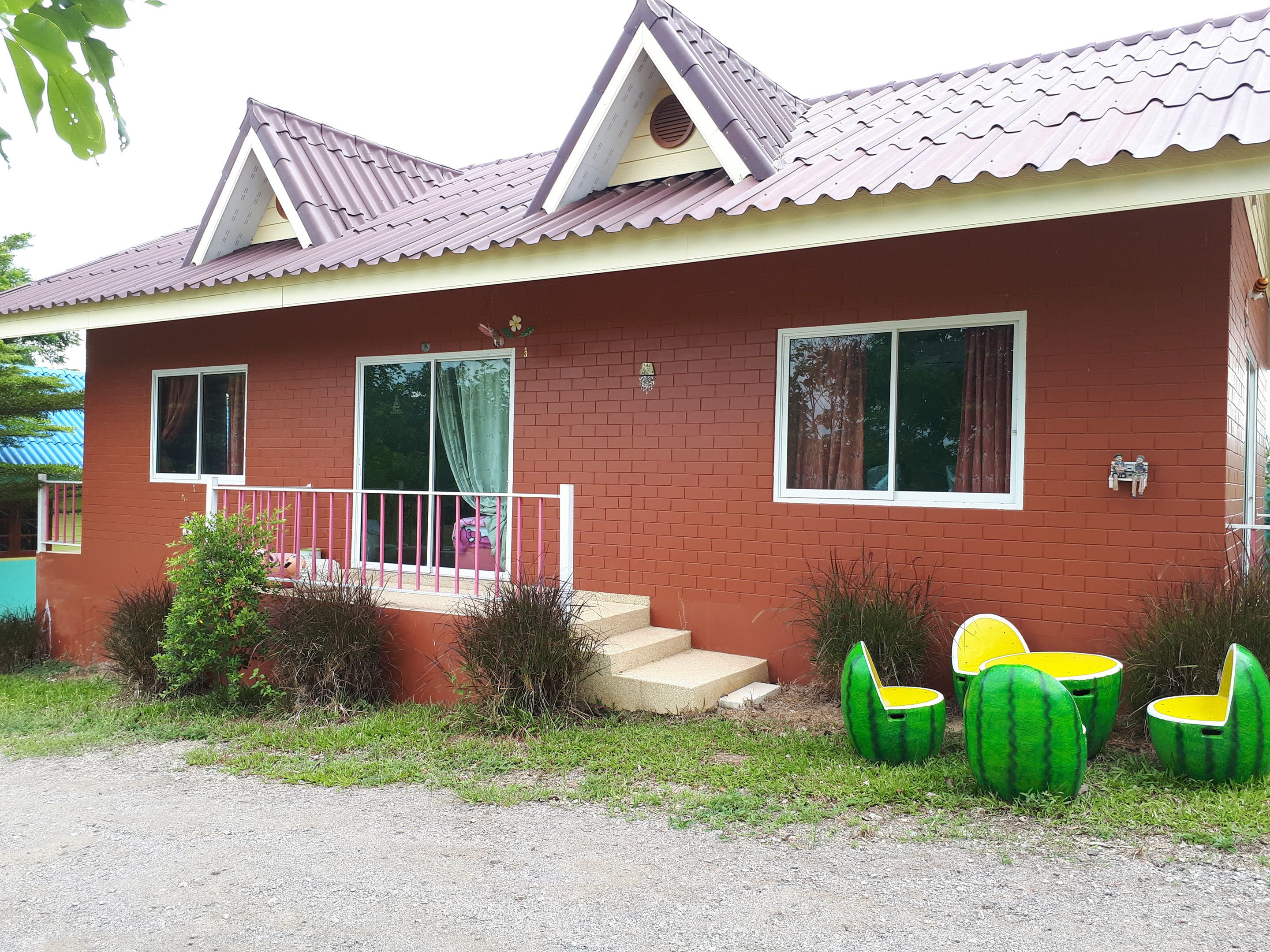 Superior  | ระเบียง