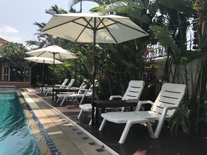 6 Bedroom Villa | Terrace/patio - Heaven Hill Pool Villa Pattaya (Pattaya)