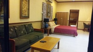 6 Bedroom Villa | 6 bedrooms, in-room safe, free WiFi - Heaven Hill Pool Villa Pattaya (Pattaya)