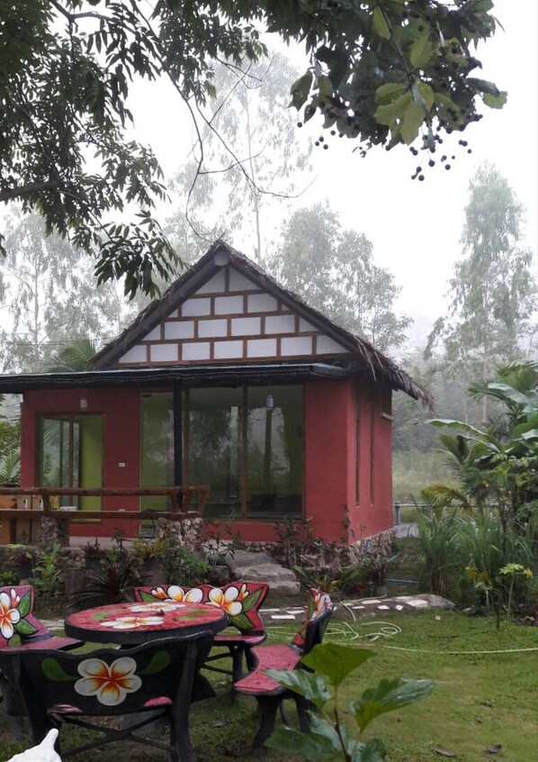 24 吋平面電視連衛星電視頻道、電視