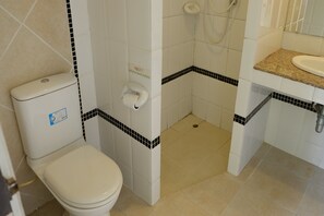Standard  | Bathroom | Shower, free toiletries, towels