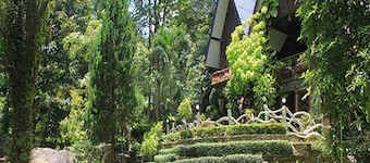 Baan Fahsai Resort