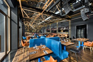 Daily buffet breakfast for a fee - Blossom House Beijing Houhai (Beijing)