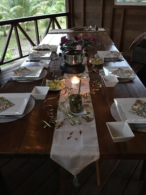 Dining - Maya Hill Lodge (Mount Hope)