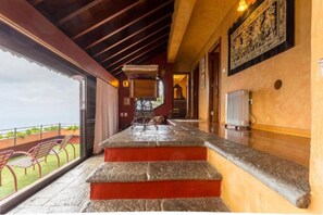Interior - Luxury Villa. Sauna swimming pool (El sauzal)