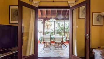 TV connectée, cheminée