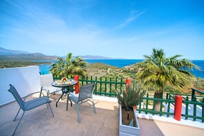 Outdoor dining - Traditional Houses - Maisonette Anemoni (Agios Nikolaos)