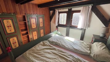 3 quartos, escrivaninha, Wi-Fi de cortesia, roupa de cama