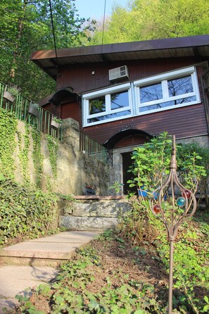 Property grounds - Something special for nature lovers with a wonderful distant view (Offenburg)