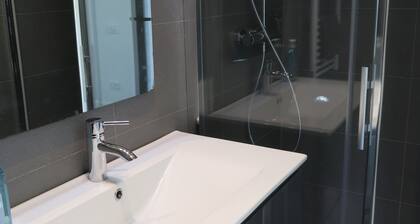 LOFT EN COEUR DE VILLAGE, A LA CAMPAGNE, 10MN D'AIX