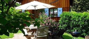 Independent lodging in a huge private park in Ribeauville