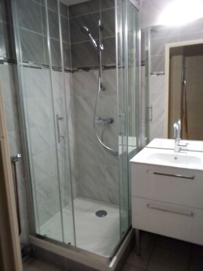 Dusche, Haartrockner
