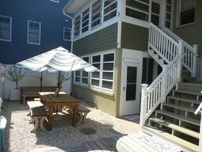 BEST KEPT SECRET IN DEWEY BEACH! OCEAN BLOCK! BOOK NOW FOR 2026-2027!