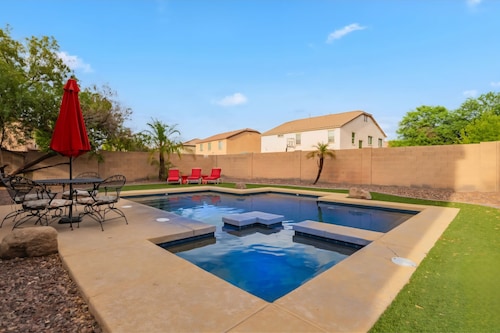 Affordable Luxury 4000 sqft. 6BR -Pool, Spa & Pool Table-Permit #STR-2025-000902